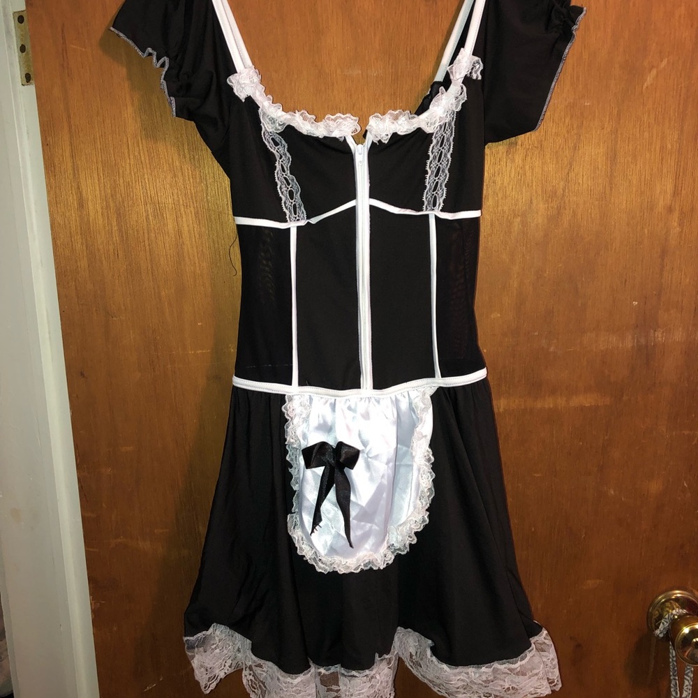 MAID COSTUME - Picture 4 of 4